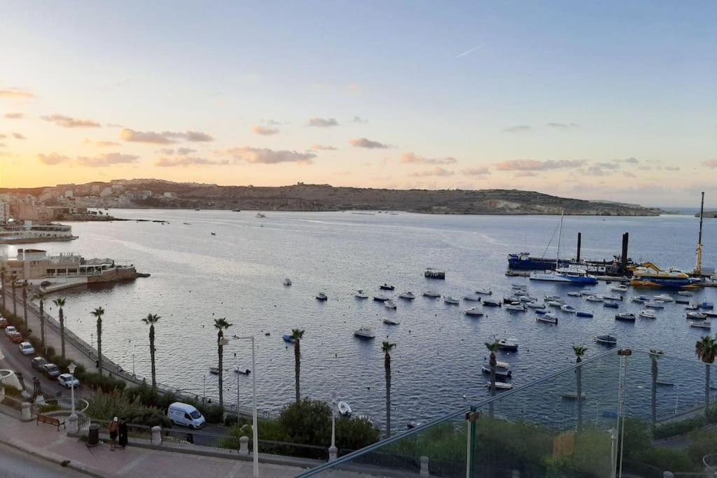 New Seafront Apartment - Spectacular Views St. Paul's Bay Exterior foto