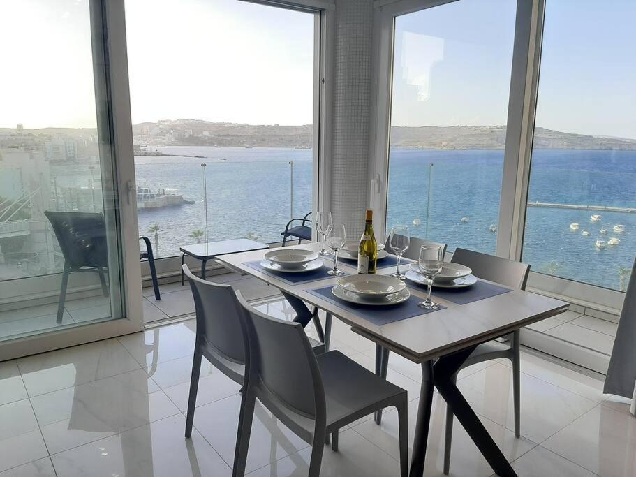New Seafront Apartment - Spectacular Views St. Paul's Bay Exterior foto