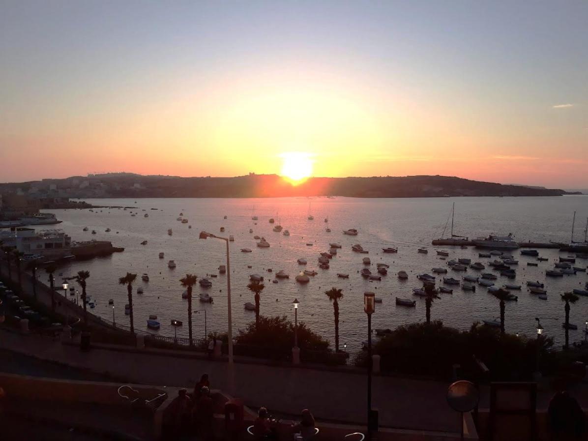 New Seafront Apartment - Spectacular Views St. Paul's Bay Exterior foto